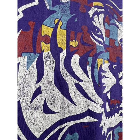 LSU Tigers Graphic T-Shirt Men Sz XL Colorful Short Sleeves Louisiana State Univ - Picture 4 of 6